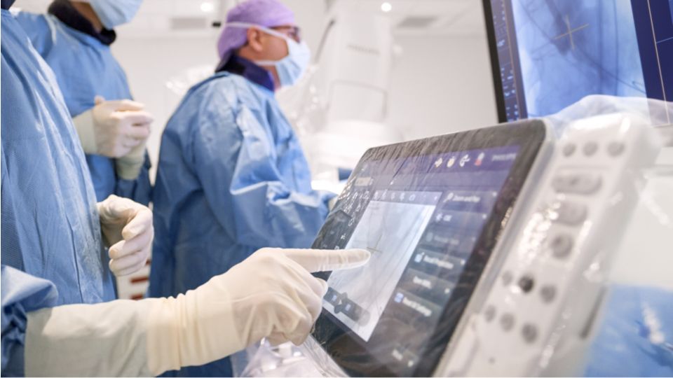Azurion FlexVision Pro with touch screen module pro top