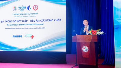 Đại diện Philips Việt Nam Phan Anh Khiêm phát biểu tại hội thảo siêu âm y khoa