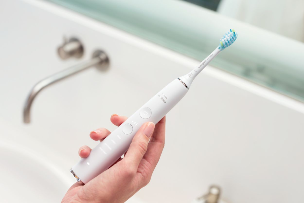 Sonic electric toothbrush with app