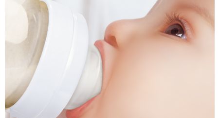 Simply replace the sealing disc with an Avent nipple