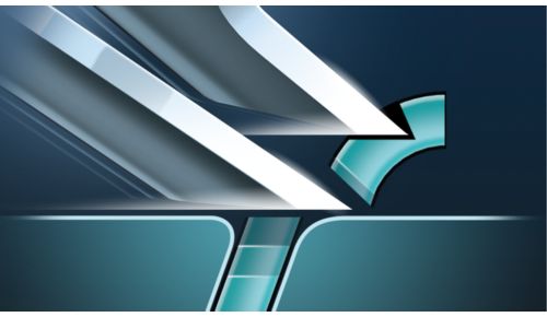 Solleva delicatamente i peli per un taglio più preciso