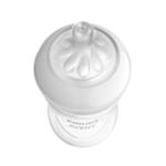 תומכת בקצב השתייה האישי של התינוק