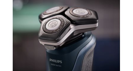 Shaver Series 5000 Wet & Dry electric shaver S5880/10 | Philips