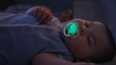 Υποστηρίζει τη ρουτίνα ύπνου για υγιή ανάπτυξη