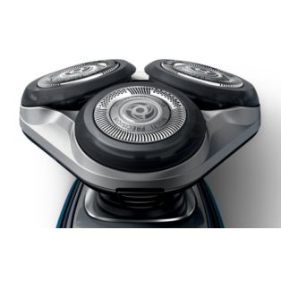 AquaTouch Wet and dry electric shaver