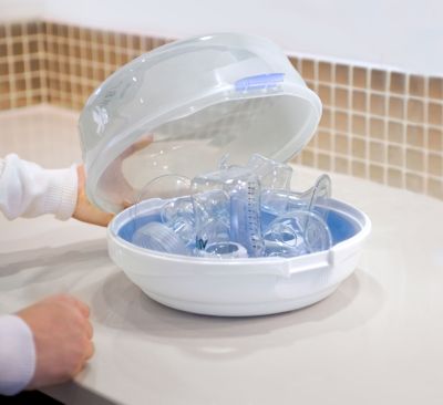 Компактна и лека