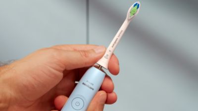 Advanced cleaning for stain removal and whiter teeth