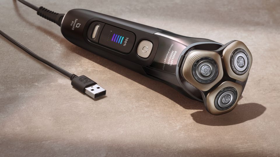 i9000 Prestige Ultra Wet&Dry Electric Shaver with SenseIQ Pro