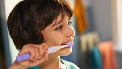 One For Kids by Sonicare Battery toothbrush - thumbnail 6