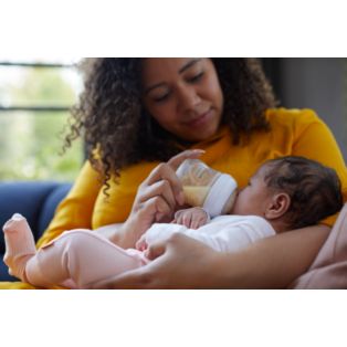 Avent Natural Response Newborn Gift Set