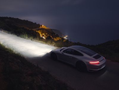 Concentrated power - Up to 400% brighter light¹