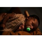 Soothing newborns from day 1