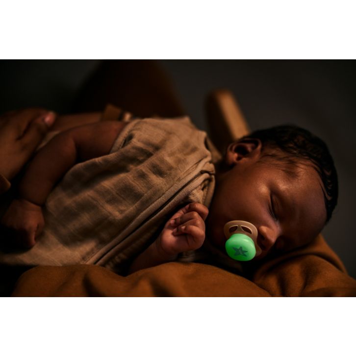 Soothing newborns from day 1