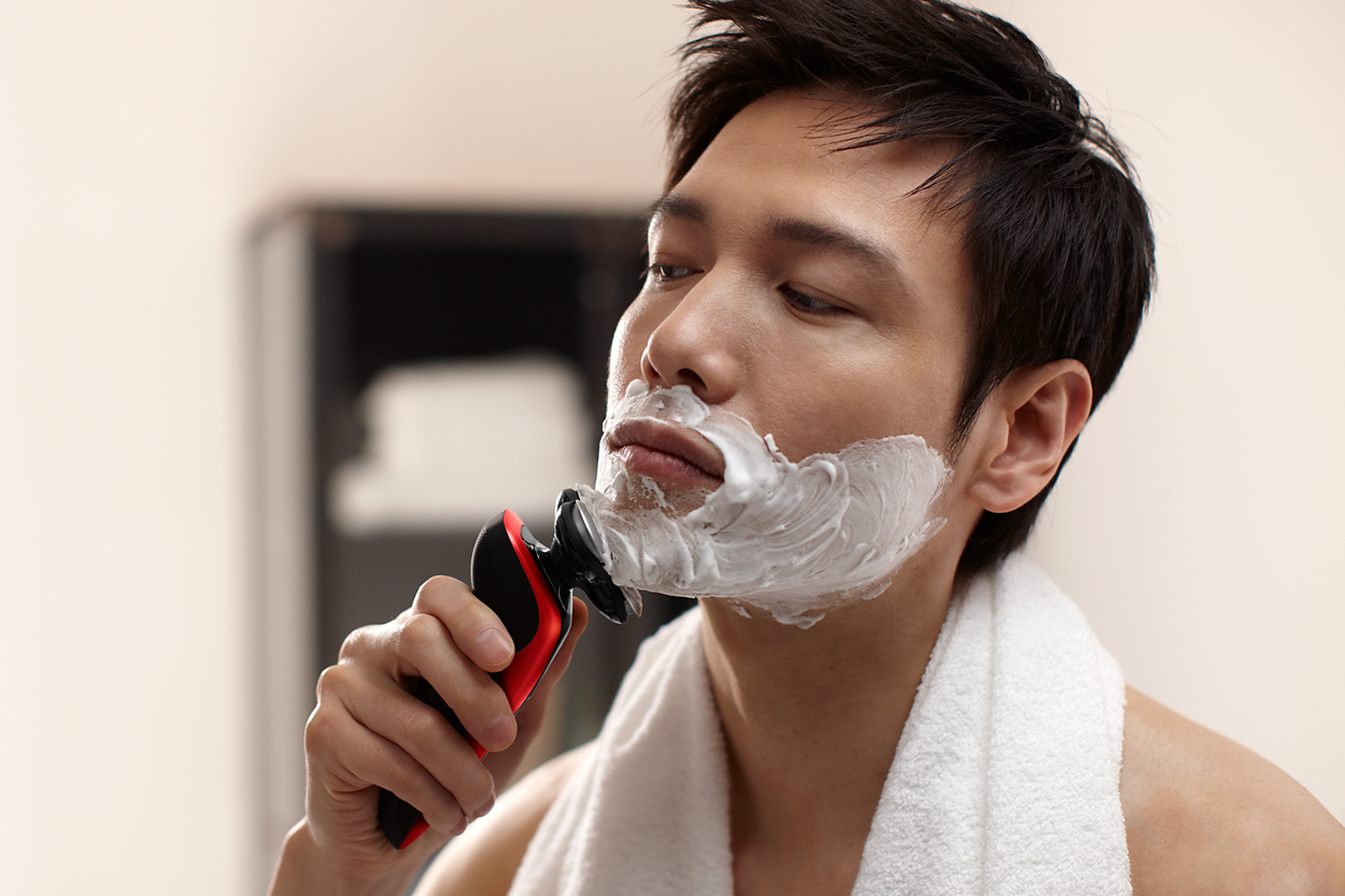 Shaver series 9000 ウェット&ドライ電気シェーバー S8960/27 Shaver series 9000 ウェット&ドライ電気シェーバー S8960/27