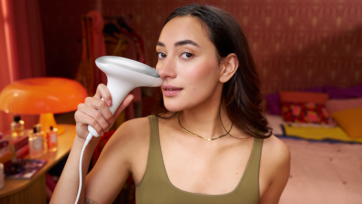 Lumea IPL 7000 Series 光美容器 SC1998/71 | Philips Lumea IPL 7000 Series 光美容器 SC1998/71 | Philips