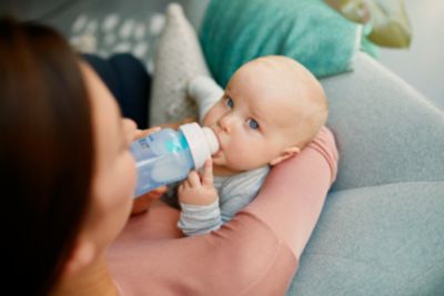 Avent Anti-colic bottle with AirFree vent - thumbnail 8