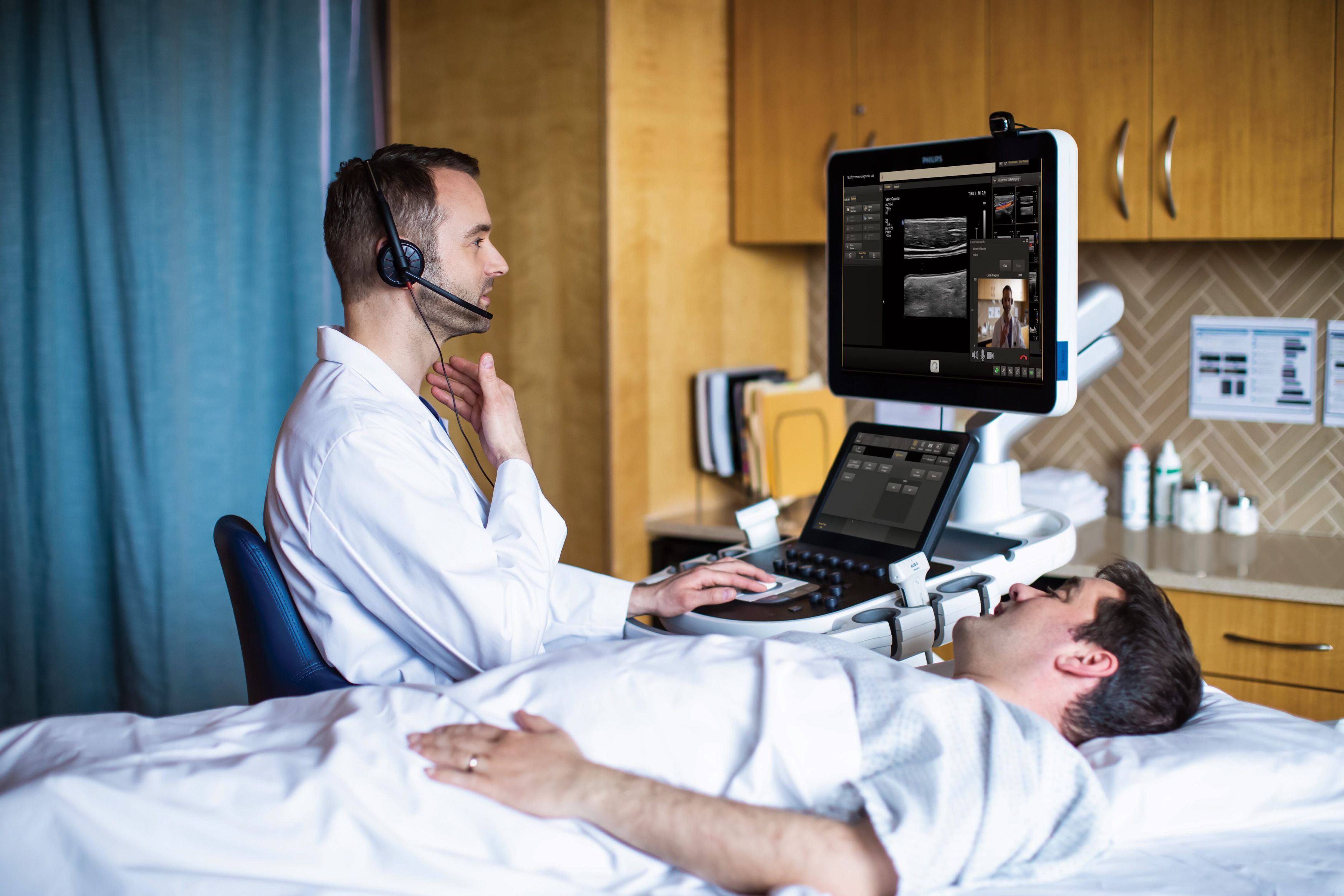 Collaboration live session on EPIQ 2 ultrasound system