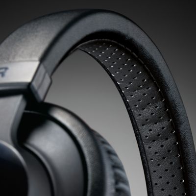 Wireless Bluetooth® headphones SHB7150FB/27 | Philips