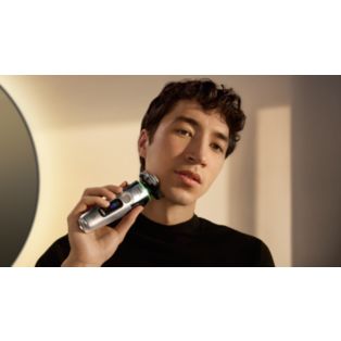 i9000 Prestige Ultra Wet and Dry Electric Shaver with SkinIQ Pro