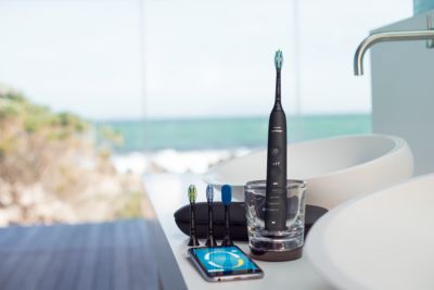 Philips DiamondClean Smart sonic electric toothbrush with brush heads and mobile app