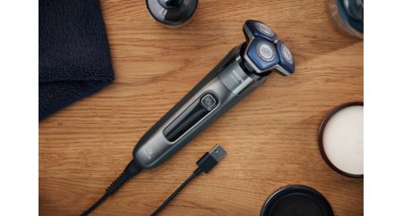 Philips shaver 7000 Series ウェット＆ドライ電動シェーバー