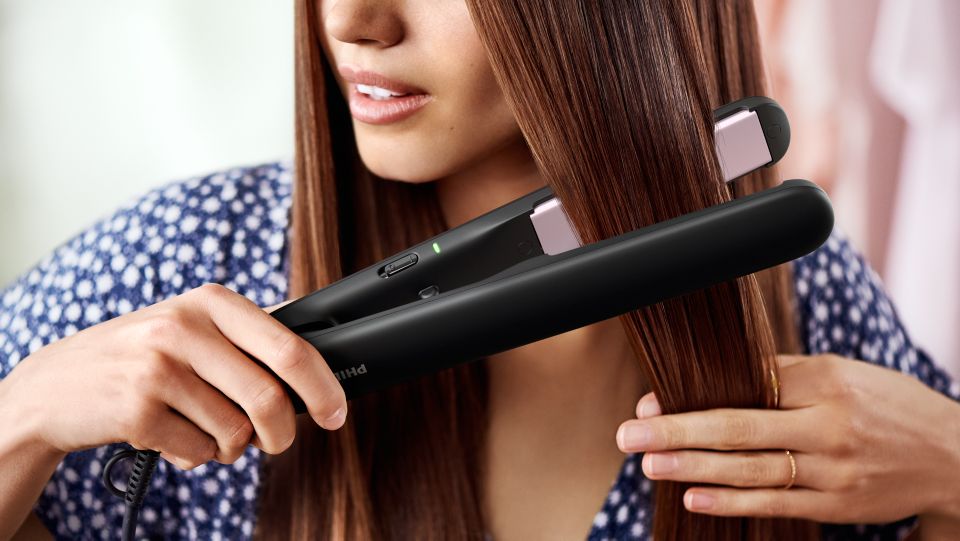 Essential Plancha para el pelo HP8321 00 Philips