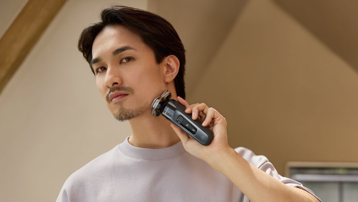 i9000 ウェット＆ドライ電動シェーバー X9001/20 | Philips
