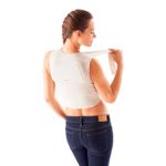 Comfortably holds patch for upper back