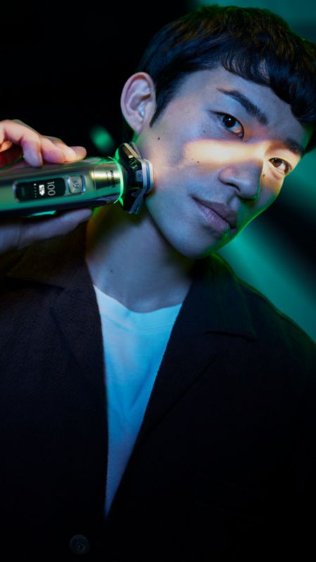 Man shaving