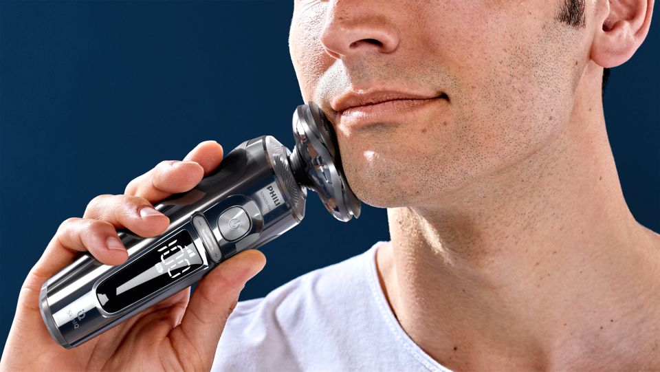 Shaver S9000 Prestige ウェット＆ドライ電気シェーバー SP9863/16