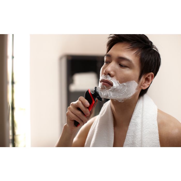 PHILIPS　シェーバーS9151 Shaver series 9000 Shaver series 9000 Wet and dry electric shaver S9151/31