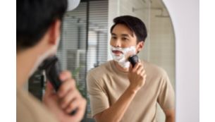 Choose a convenient dry or refreshing wet shave