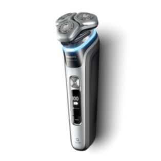 i9000 Prestige Wet & Dry Electric Shaver with SkinIQ