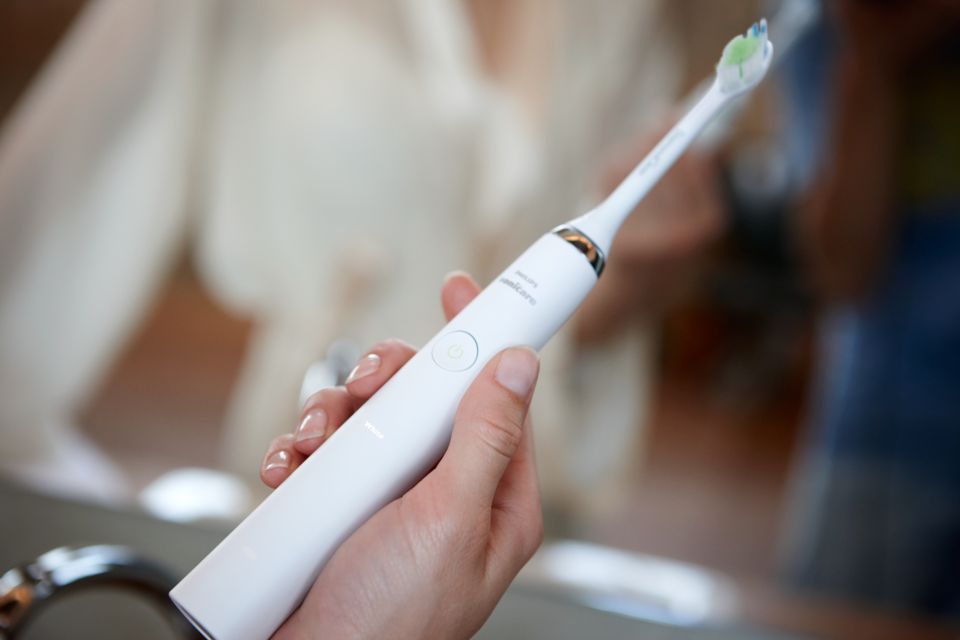 DiamondClean Sonic electric toothbrush HX9337/88 | Sonicare