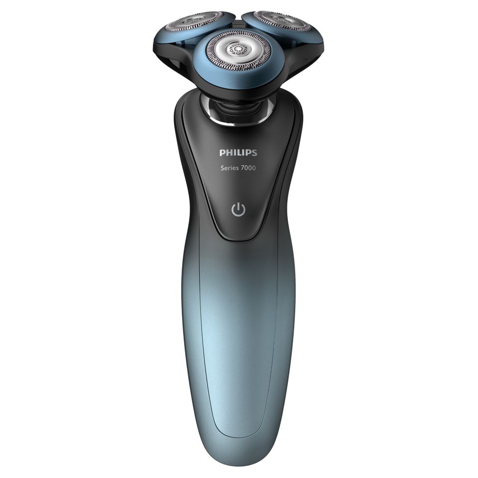 Shaver series 7000 Wet and dry electric shaver S7930/16