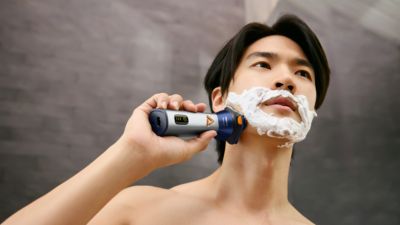 シンクでもシャワー室でもウェット＆ドライシェービング
