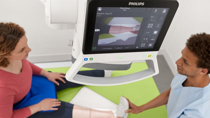 Nurse and doctor with TeleICU