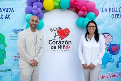 Representantes de Philips y Corazón de Niño