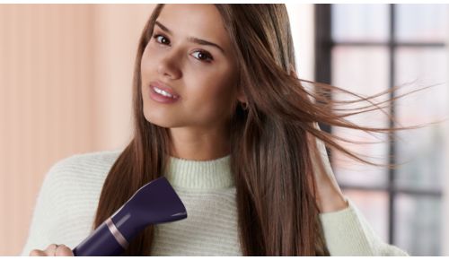 Ustawienie chłodnego powietrza umożliwia łagodne suszenie