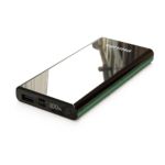 Power bank yang ramping dan bertenaga