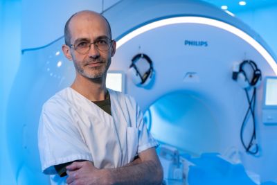 Philips BlueSeal MRI at the IMANEO Group, Montpellier, France with Philippe Naudy, MRI Technician, IMANEO La Comédie