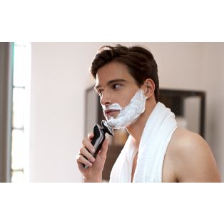 Shaver series 9000 Rasoir électrique 100 % étanche