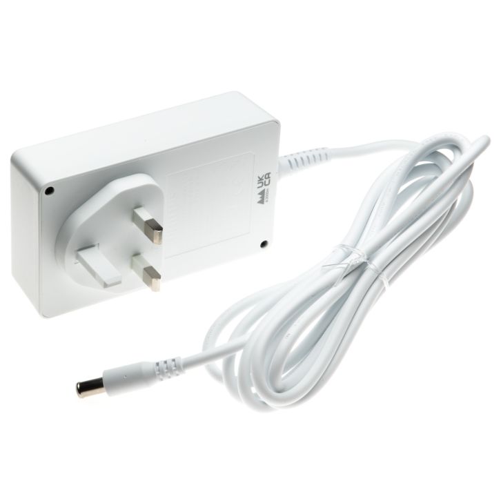 Connects your Lumea IPL to a mains socket