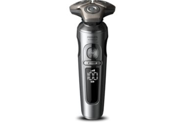Wet & Dry Electric shaver with SenseIQ