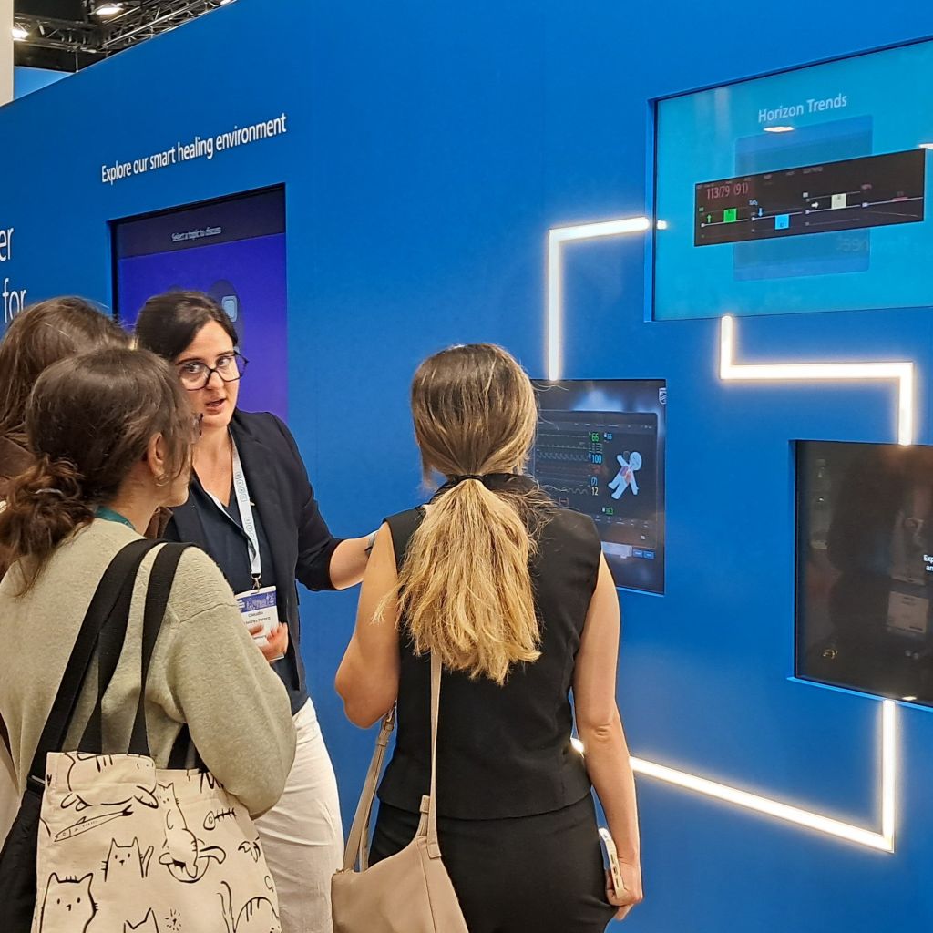 Philips at Euroanesthesia 2026 booth, Nurse and patient looking at monitor 