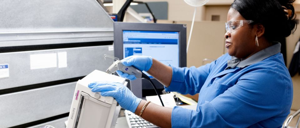 Clinician reviewing scan