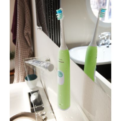 Removes up to 7X more plaque*