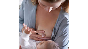 Veidots, lai palīdzētu mazulim pārvarēt izaicinājumus, kas saistīti ar krūtsgala atrašanu.