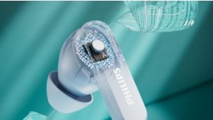 4-mic technology. Clearer calls, even in crowded places
