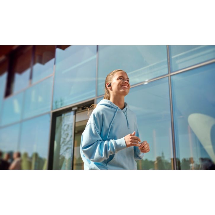 Open your ears. Hit your stride.